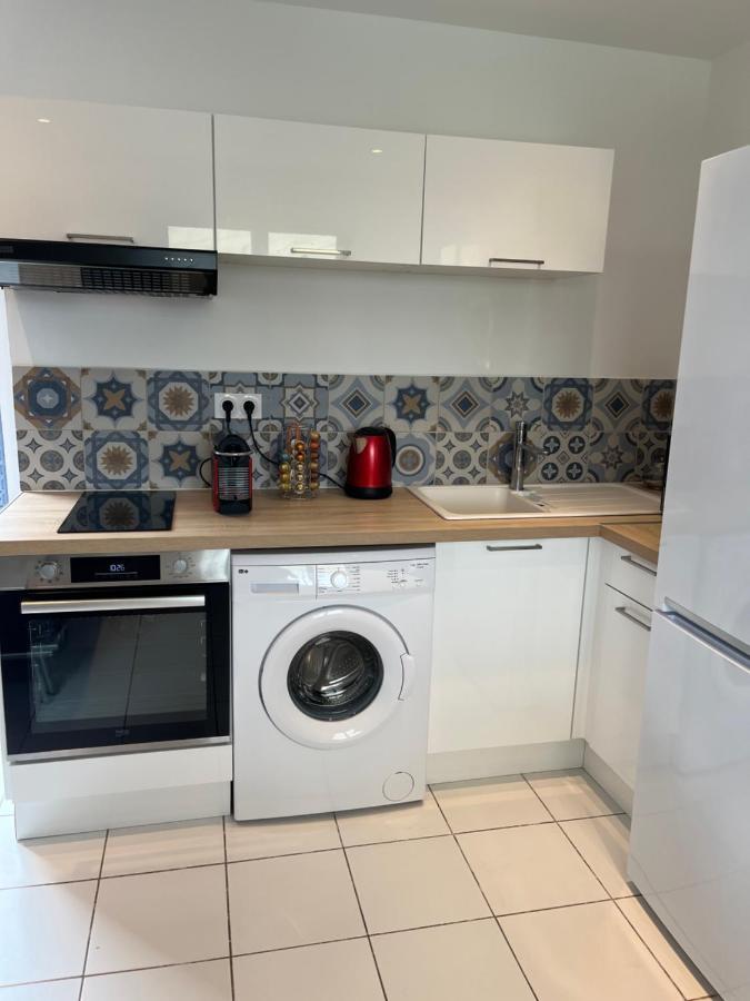 Appartement Hauteurs De : Piscine Toulon